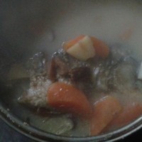 鯽魚蘿卜湯的做法 步骤1