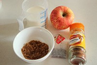 肉桂隻果奶茶 Apple Cinnamon Milk Tea的做法 步骤1