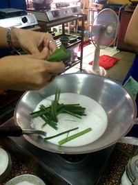 在泰國學廚 | 史上最正宗的泰式芒果糯米飯（沒有之一）的做法 步骤7