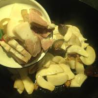 滑菇雞肉燜海參的做法 步骤4