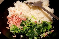 小眾炒飯 - 培根青菜炒飯的做法 步骤6