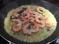 Paella西班牙海鮮飯的做法 步骤4