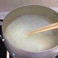 白菜粉絲湯的做法 步骤4