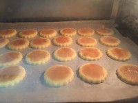 焦糖蛋黃酥餅的做法 步骤8