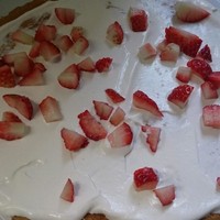 聖誕草莓三層大大大大大大蛋糕的做法 步骤1