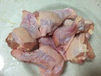 鹽煎雞翅—阿Q私家小廚的做法 步骤1
