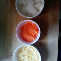 胡蘿卜玉米淮山粥的做法 步骤2
