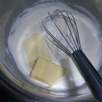 零失敗的輕乳酪蛋糕(輕芝士)的做法 步骤3