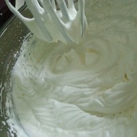 鮮果奶油蛋糕的做法 步骤1