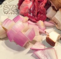 黑椒牛肉焗飯的做法 步骤3