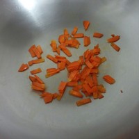 寶寶輔食∼香菇胡蘿卜雞肉豆腐丸子的做法 步骤2