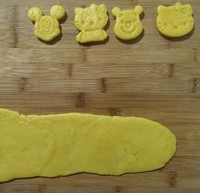 可愛動物黃油餅干(無糖粉)第一次烤餅干的做法 步骤4