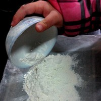 花生糊粉的制作(七歲兒童版)的做法 步骤3