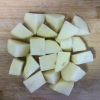 豆角炖肉的做法 步骤3