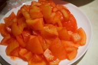 酸酸甜甜 番茄排骨湯的做法 步骤2