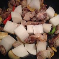 支竹蘿卜燜羊肉的做法 步骤5