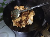 干鍋千頁豆腐的做法 步骤4
