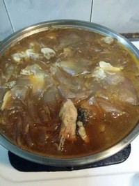 花鰱魚頭冬筍蘑菇粉皮湯的做法 步骤4