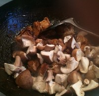 紅燒香菇排骨的做法 步骤5