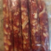 火腿肉香腸炒蠶豆的做法 步骤1