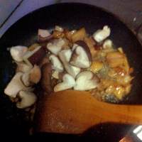 香菇滑雞煲仔飯的做法 步骤8