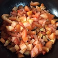 【素】火腿番茄麻醬涼面的做法 步骤1