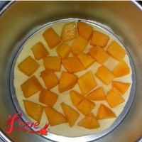 芒果雙色夾心蛋糕的做法 步骤6