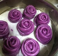 紫薯玫瑰花饅頭的做法 步骤4