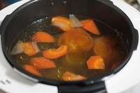 番茄牛尾清湯—松下電高壓鍋的做法 步骤8
