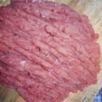 簡單版芹菜豬肉餃子的做法 步骤1