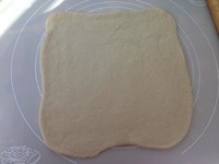 日式煉乳面包（詳細整形圖）的做法 步骤4