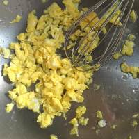 黃金咖喱菠蘿飯的做法 步骤2