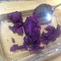 我愛早餐—紫薯牛奶的做法 步骤1