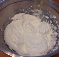 杯子戚風蛋糕胚的做法 步骤2
