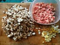香菇肉醬米線的做法 步骤1
