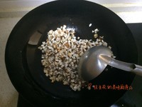 香菇肉醬米線的做法 步骤2