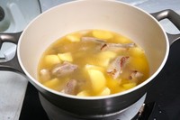 味噌土豆肋排湯的做法 步骤10