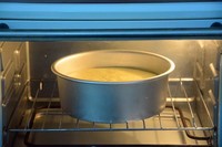 烤箱做蛋糕（抹茶戚風蛋糕的做法）的做法 步骤14