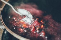 香煎鴨胸配藍莓醬的做法 步骤5