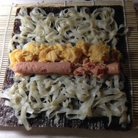 魚面壽司—用面代替米飯做壽司的做法 步骤3