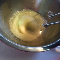 檸檬輕乳酪蛋糕 奧利奧底&草莓裝飾的做法 步骤9