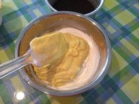 檸檬輕乳酪蛋糕 奧利奧底&草莓裝飾的做法 步骤12