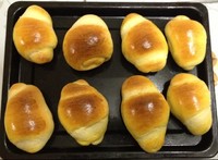 面包機加烤箱合作經典黃油卷的做法 步骤7