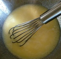 咸味洋蔥培根麥芬的做法 步骤2