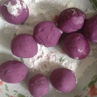 電飯鍋版紫薯餅的做法 步骤1
