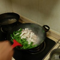 韭菜爆炒魷魚卷【阿茂手作•極簡美味】的做法 步骤8