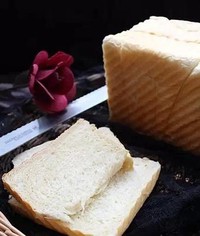 八種最基本款面包做法新鮮出爐的做法 步骤1