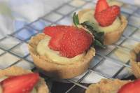草莓奶油塔(Strawberry Cream Tarts)的做法 步骤8