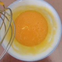 蛋黃版蛋撻的做法 步骤3