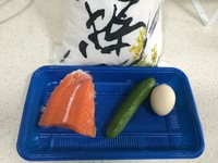 《昨日的美食》之鮭魚蛋壽司的做法 步骤2